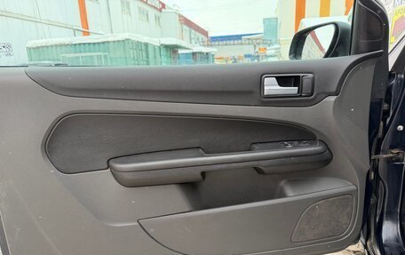 Ford Focus II рестайлинг, 2006 год, 300 000 рублей, 31 фотография