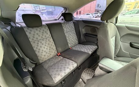 Ford Focus II рестайлинг, 2006 год, 300 000 рублей, 27 фотография