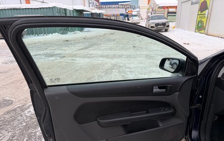 Ford Focus II рестайлинг, 2006 год, 300 000 рублей, 30 фотография