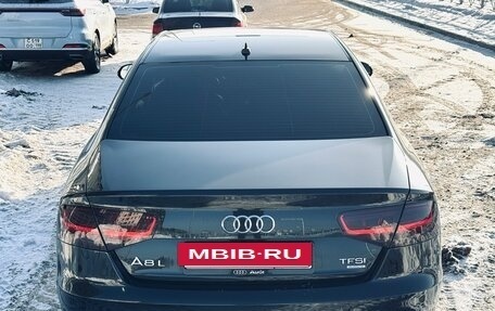 Audi A8, 2013 год, 1 690 000 рублей, 6 фотография