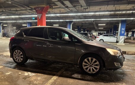 Opel Astra J, 2011 год, 470 000 рублей, 5 фотография