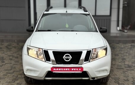 Nissan Terrano III, 2014 год, 1 050 000 рублей, 2 фотография