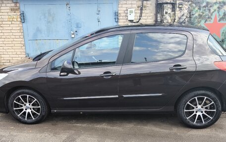 Peugeot 308 II, 2011 год, 670 000 рублей, 20 фотография