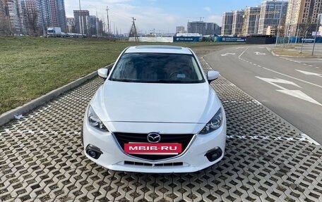 Mazda 3, 2015 год, 1 600 000 рублей, 2 фотография
