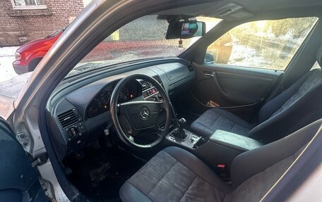 Mercedes-Benz C-Класс, 2000 год, 200 000 рублей, 5 фотография
