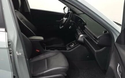 Hyundai Kona, 2023 год, 2 300 000 рублей, 9 фотография