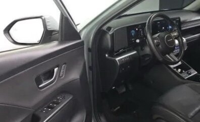 Hyundai Kona, 2023 год, 2 300 000 рублей, 11 фотография