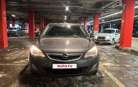 Opel Astra J, 2011 год, 470 000 рублей, 2 фотография