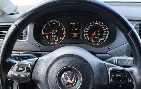 Volkswagen Jetta VI, 2012 год, 1 200 000 рублей, 2 фотография