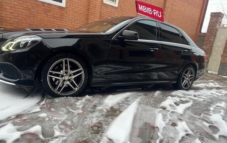 Mercedes-Benz E-Класс, 2015 год, 2 250 000 рублей, 5 фотография
