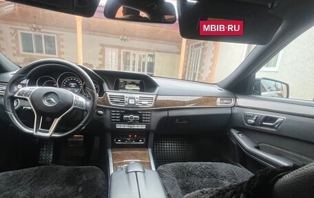 Mercedes-Benz E-Класс, 2015 год, 2 250 000 рублей, 6 фотография