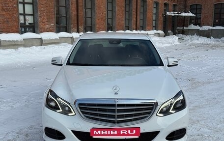 Mercedes-Benz E-Класс, 2014 год, 2 500 000 рублей, 3 фотография