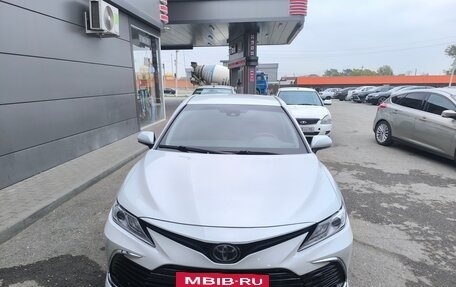 Toyota Camry, 2019 год, 2 250 000 рублей, 7 фотография