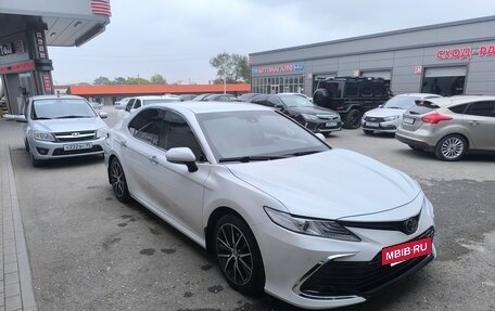 Toyota Camry, 2019 год, 2 250 000 рублей, 10 фотография