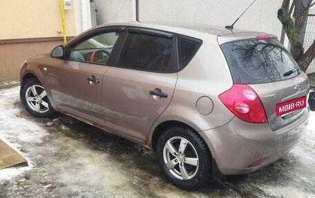 KIA cee'd I рестайлинг, 2008 год, 590 000 рублей, 3 фотография