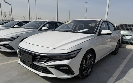 Hyundai Elantra, 2025 год, 1 750 000 рублей, 2 фотография