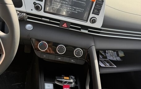 Hyundai Elantra, 2025 год, 1 750 000 рублей, 8 фотография