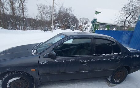 Nissan Primera II рестайлинг, 1992 год, 215 000 рублей, 2 фотография