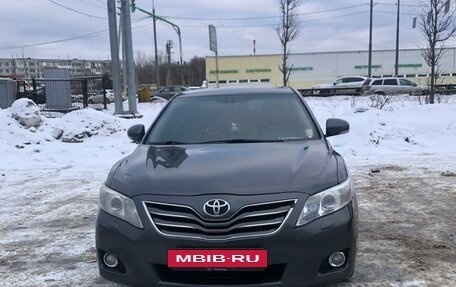 Toyota Camry, 2011 год, 1 200 000 рублей, 2 фотография