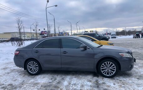 Toyota Camry, 2011 год, 1 200 000 рублей, 8 фотография