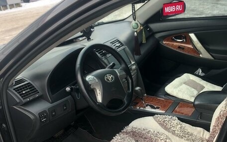 Toyota Camry, 2011 год, 1 200 000 рублей, 10 фотография