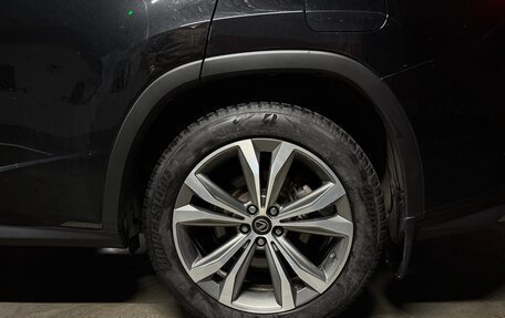 Lexus RX IV рестайлинг, 2017 год, 3 850 000 рублей, 7 фотография