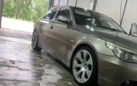 BMW 5 серия, 2005 год, 900 000 рублей, 3 фотография