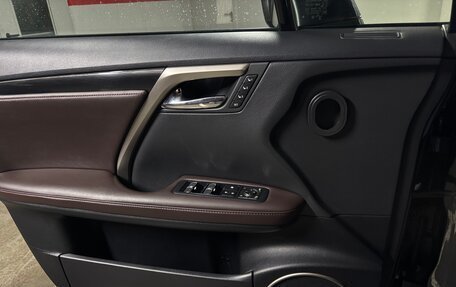 Lexus RX IV рестайлинг, 2017 год, 3 850 000 рублей, 24 фотография