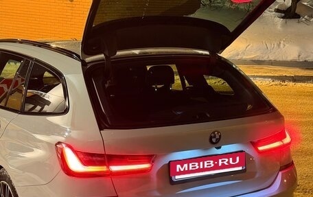 BMW 3 серия, 2019 год, 3 990 000 рублей, 6 фотография