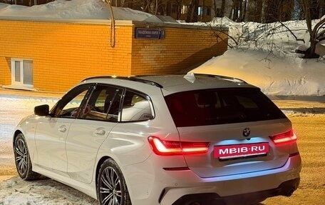 BMW 3 серия, 2019 год, 3 990 000 рублей, 5 фотография