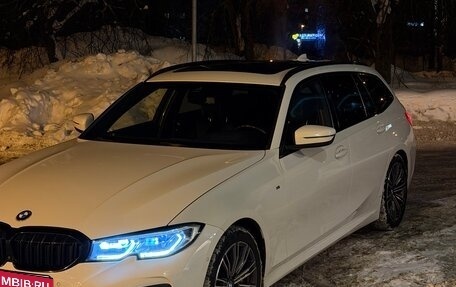 BMW 3 серия, 2019 год, 3 990 000 рублей, 3 фотография