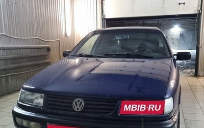 Volkswagen Passat B4, 1996 год, 289 000 рублей, 1 фотография