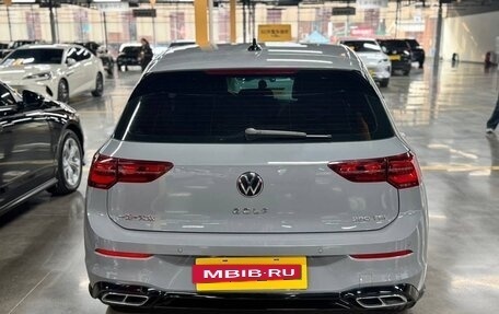 Volkswagen Golf VIII, 2022 год, 2 050 000 рублей, 5 фотография