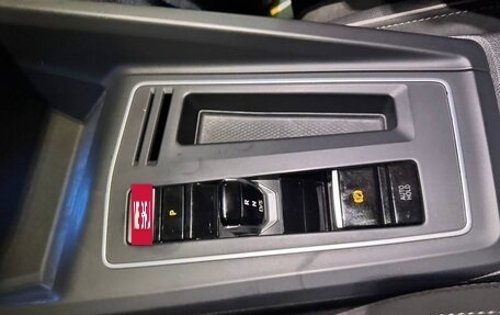 Volkswagen Golf VIII, 2022 год, 2 050 000 рублей, 9 фотография