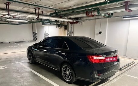 Toyota Camry, 2014 год, 2 100 000 рублей, 8 фотография