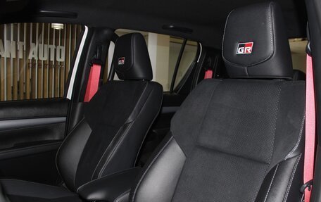 Toyota Hilux VIII, 2025 год, 7 290 000 рублей, 5 фотография