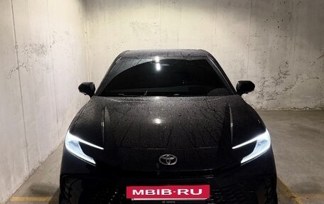 Toyota Camry, 2025 год, 4 360 000 рублей, 3 фотография