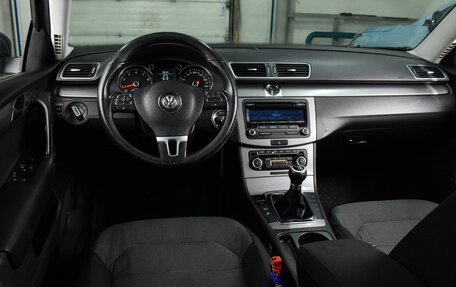 Volkswagen Passat B7, 2011 год, 937 000 рублей, 6 фотография