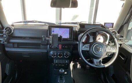 Suzuki Jimny, 2022 год, 1 950 000 рублей, 3 фотография