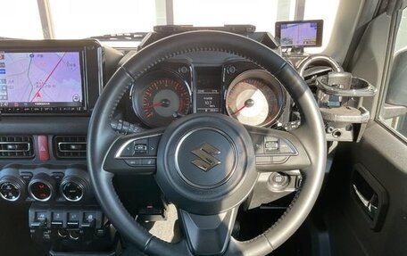 Suzuki Jimny, 2022 год, 1 950 000 рублей, 29 фотография