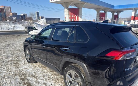 Toyota RAV4, 2019 год, 3 350 000 рублей, 2 фотография