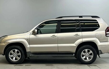 Toyota Land Cruiser Prado 120 рестайлинг, 2008 год, 2 500 000 рублей, 8 фотография