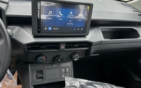 Toyota Hilux, 2025 год, 5 900 000 рублей, 11 фотография