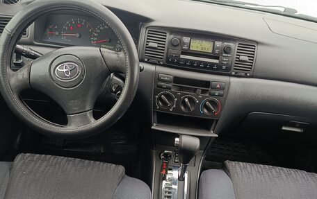 Toyota Corolla, 2004 год, 565 000 рублей, 24 фотография