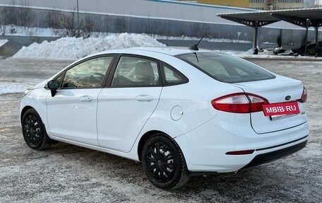 Ford Fiesta, 2017 год, 1 050 000 рублей, 3 фотография