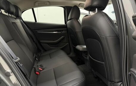 Mazda 3, 2021 год, 1 450 000 рублей, 16 фотография