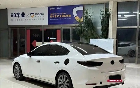 Mazda 3, 2022 год, 1 936 000 рублей, 4 фотография