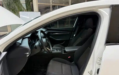 Mazda 3, 2022 год, 1 936 000 рублей, 11 фотография