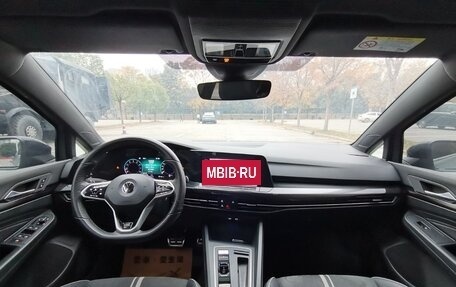 Volkswagen Golf VIII, 2021 год, 2 150 000 рублей, 12 фотография