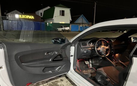 Volkswagen Scirocco III рестайлинг, 2013 год, 1 650 000 рублей, 16 фотография